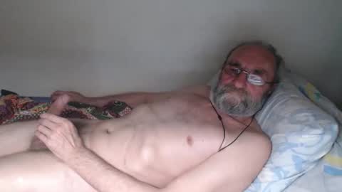 Mark online show from 10/11/25, 02:59