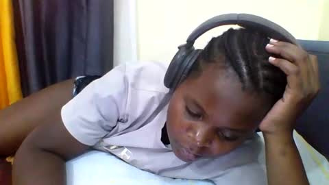 grannylover_ online show from 11/06/25, 05:19