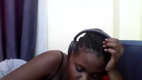 grannylover_ online show from 12/21/25, 06:20