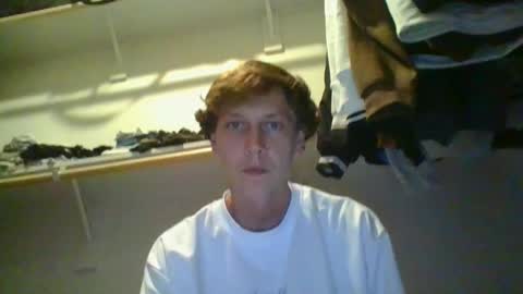 Snapshot of grateful_booty chatting on 09/19/25, 04:18 grateful_booty online show from 09/19/25, 04:18