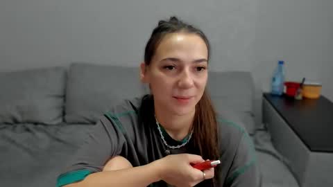 Snapshot of gravitation777 chatting on 02/07/26, 05:22 Anna online show from 02/07/26, 05:22