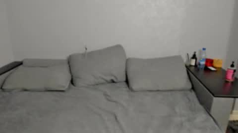 Snapshot of gravitation777 chatting on 02/27/26, 02:28 Anna online show from 02/27/26, 02:28