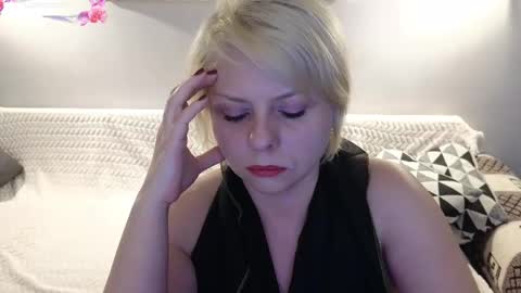 Snapshot of gray_swann chatting on 03/05/25, 08:32 Ray online show from 03/05/25, 08:32