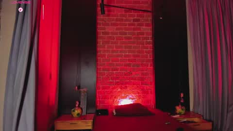 Snapshot of grayandrews chatting on 06/17/26, 12:24 grayandrews online show from 06/17/26, 12:24
