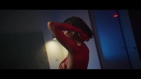 grayce blossoms24 online show from 09/24/25, 07:50