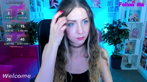 Snapshot of graycewild chatting on 01/17/25, 08:13 GrayceWild online show from 01/17/25, 08:13