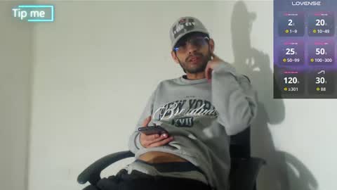 Gray online show from 06/25/26, 05:12