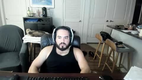 Snapshot of greasejockey88 chatting on 11/17/25, 07:47 greasejockey88 online show from 11/17/25, 07:47