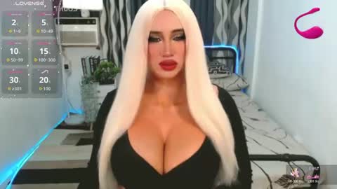 PAULATHEONE online show from 06/17/26, 09:23