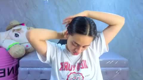 Snapshot of grecia_soler_a chatting on 07/02/26, 12:44 Grecia online show from 07/02/26, 12:44
