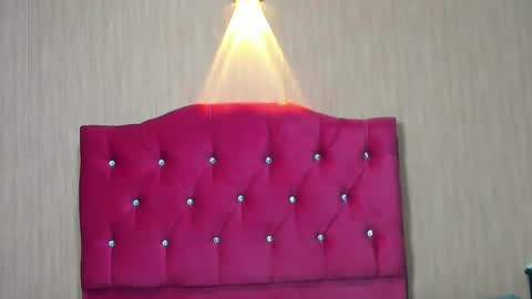 GreciaRuiz online show from 12/18/24, 10:19