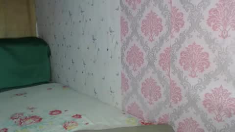 Snapshot of green_jadexxx chatting on 11/13/25, 05:12 green_jadexxx online show from 11/13/25, 05:12