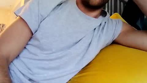 Snapshot of greendiamon chatting on 10/28/25, 12:19 greendiamon online show from 10/28/25, 12:19