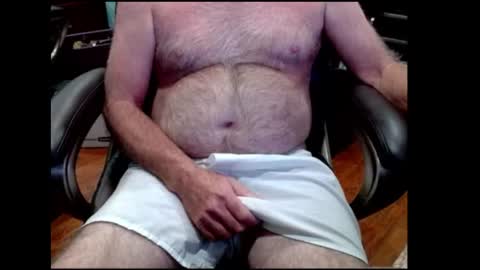 Snapshot of greenguy69 chatting on 06/26/26, 01:48 green online show from 06/26/26, 01:48