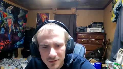 Snapshot of greenlungs8195 chatting on 03/15/26, 08:53 Greenlungs8195 online show from 03/15/26, 08:53