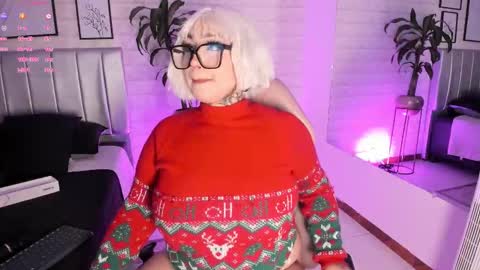   online show from 12/02/25, 07:09