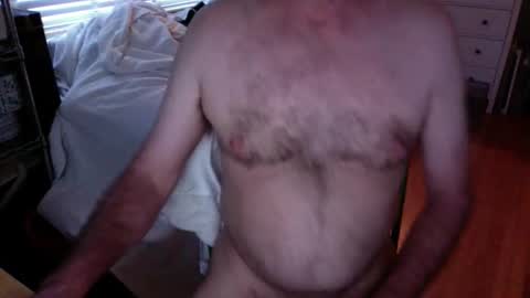 Snapshot of greenpolarbear chatting on 01/01/25, 09:41 K online show from 01/01/25, 09:41