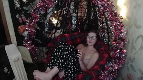 Lina online show from 01/12/26, 12:43