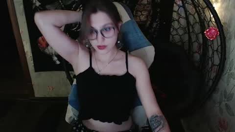 Lina online show from 05/19/26, 12:11