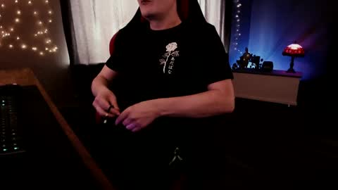 Snapshot of greg0013 chatting on 04/19/26, 01:10 Gregg online show from 04/19/26, 01:10