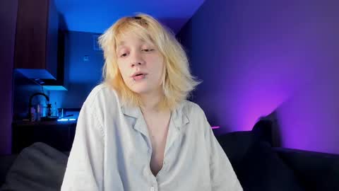 Snapshot of gregory_byyrd chatting on 02/21/25, 11:21 Greg-independent model online show from 02/21/25, 11:21