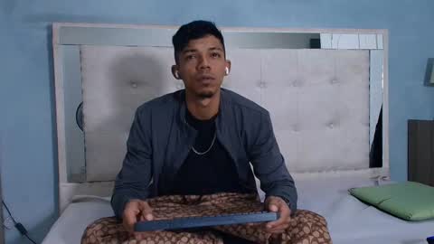 Snapshot of gregory_sforza chatting on 09/18/25, 12:07 GregorySforza online show from 09/18/25, 12:07