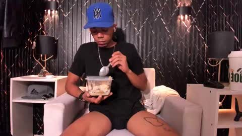 Snapshot of gregory_sforza chatting on 09/19/25, 12:50 GregorySforza online show from 09/19/25, 12:50