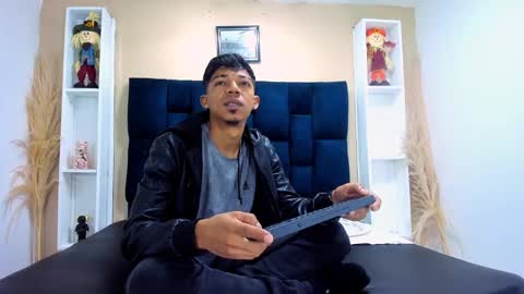 Snapshot of gregory_sforza chatting on 10/22/25, 12:49 GregorySforza online show from 10/22/25, 12:49