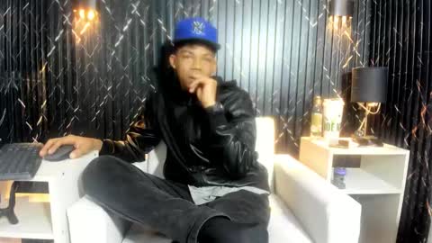 Snapshot of gregory_sforza chatting on 10/24/25, 11:39 GregorySforza online show from 10/24/25, 11:39