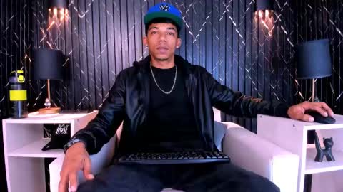 Snapshot of gregory_sforza chatting on 11/29/25, 06:55 GregorySforza online show from 11/29/25, 06:55