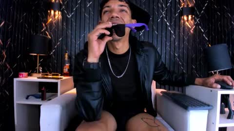 Snapshot of gregory_sforza chatting on 12/16/25, 04:23 GregorySforza online show from 12/16/25, 04:23