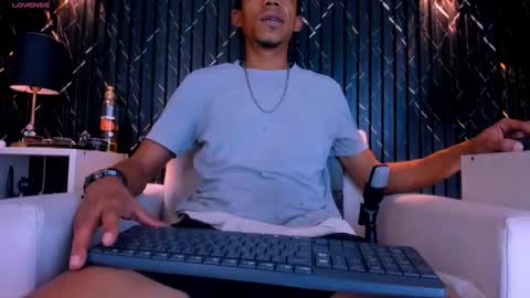 Snapshot of gregory_sforza chatting on 01/08/26, 08:55 GregorySforza online show from 01/08/26, 08:55