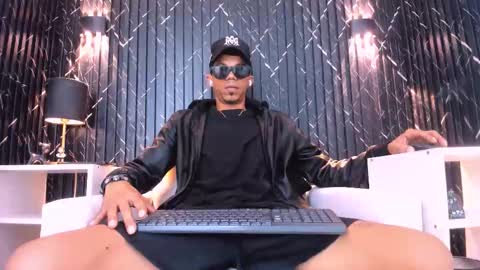 Snapshot of gregory_sforza chatting on 02/14/26, 07:10 GregorySforza online show from 02/14/26, 07:10