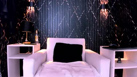 Snapshot of gregory_sforza chatting on 03/04/26, 03:23 GregorySforza online show from 03/04/26, 03:23