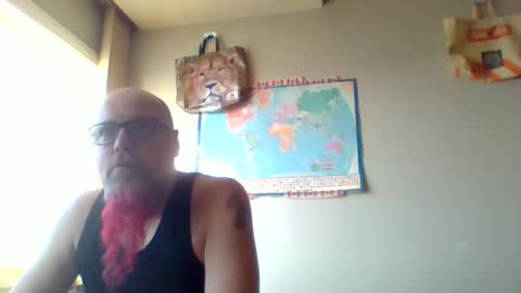 Snapshot of gregrev chatting on 05/12/26, 01:47 gregrev online show from 05/12/26, 01:47
