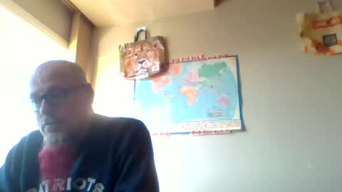 Snapshot of gregrev chatting on 06/23/26, 01:36 gregrev online show from 06/23/26, 01:36