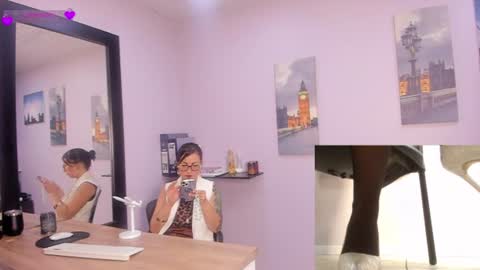 Snapshot of greta_borbon chatting on 07/17/26, 11:50 Greta online show from 07/17/26, 11:50