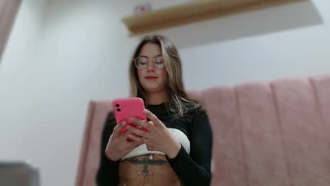 Snapshot of greta_miss chatting on 10/16/25, 03:07  Emmy  online show from 10/16/25, 03:07