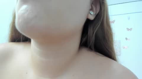 Snapshot of greta_smith2 chatting on 04/24/26, 10:12 Greta online show from 04/24/26, 10:12
