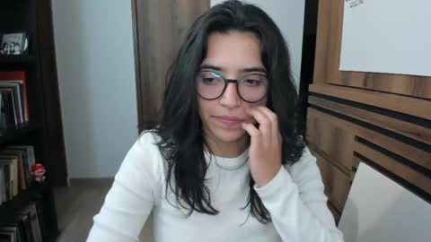 Snapshot of gretagat chatting on 05/16/26, 02:30 Greta online show from 05/16/26, 02:30
