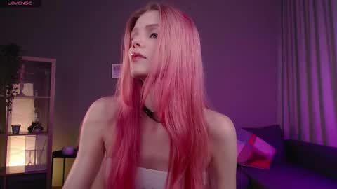 gretchen_mol online show from 11/03/25, 07:31