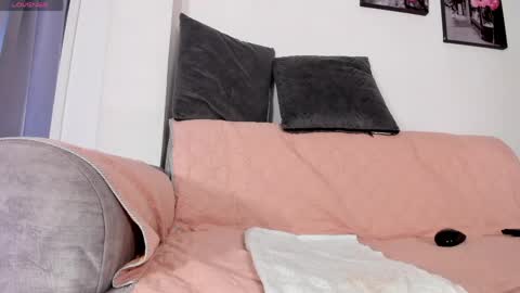 Snapshot of grettel__ chatting on 04/30/26, 08:57 Gretel online show from 04/30/26, 08:57