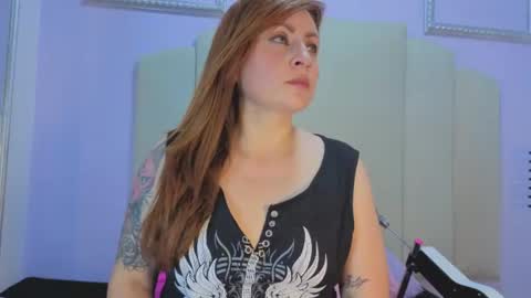Marcela online show from 06/11/26, 12:32