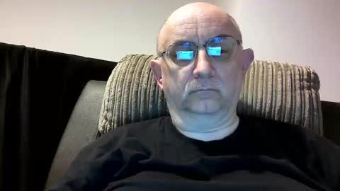 Snapshot of grey_dom chatting on 03/02/25, 04:32 Master  Sir online show from 03/02/25, 04:32