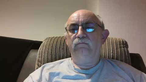Snapshot of grey_dom chatting on 09/30/25, 11:10 Master  Sir online show from 09/30/25, 11:10