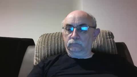 Snapshot of grey_dom chatting on 10/03/25, 08:06 Master  Sir online show from 10/03/25, 08:06