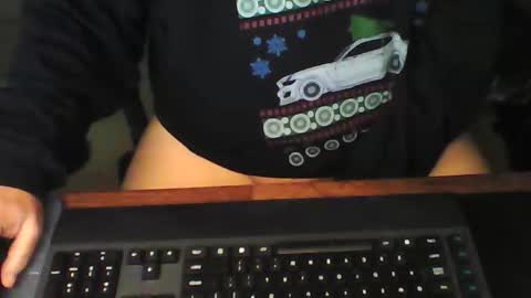 Snapshot of greyghost04 chatting on 12/21/25, 01:18 greyghost04 online show from 12/21/25, 01:18