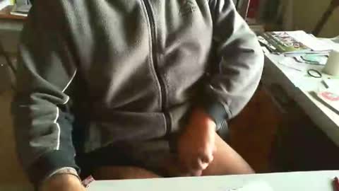 Snapshot of greyhounddog chatting on 12/05/24, 10:55 greyhounddog online show from 12/05/24, 10:55