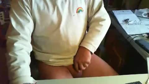 Snapshot of greyhounddog chatting on 01/22/25, 09:13 greyhounddog online show from 01/22/25, 09:13