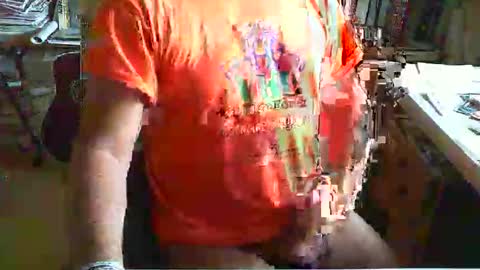 Snapshot of greyhounddog chatting on 04/17/26, 07:55 greyhounddog online show from 04/17/26, 07:55